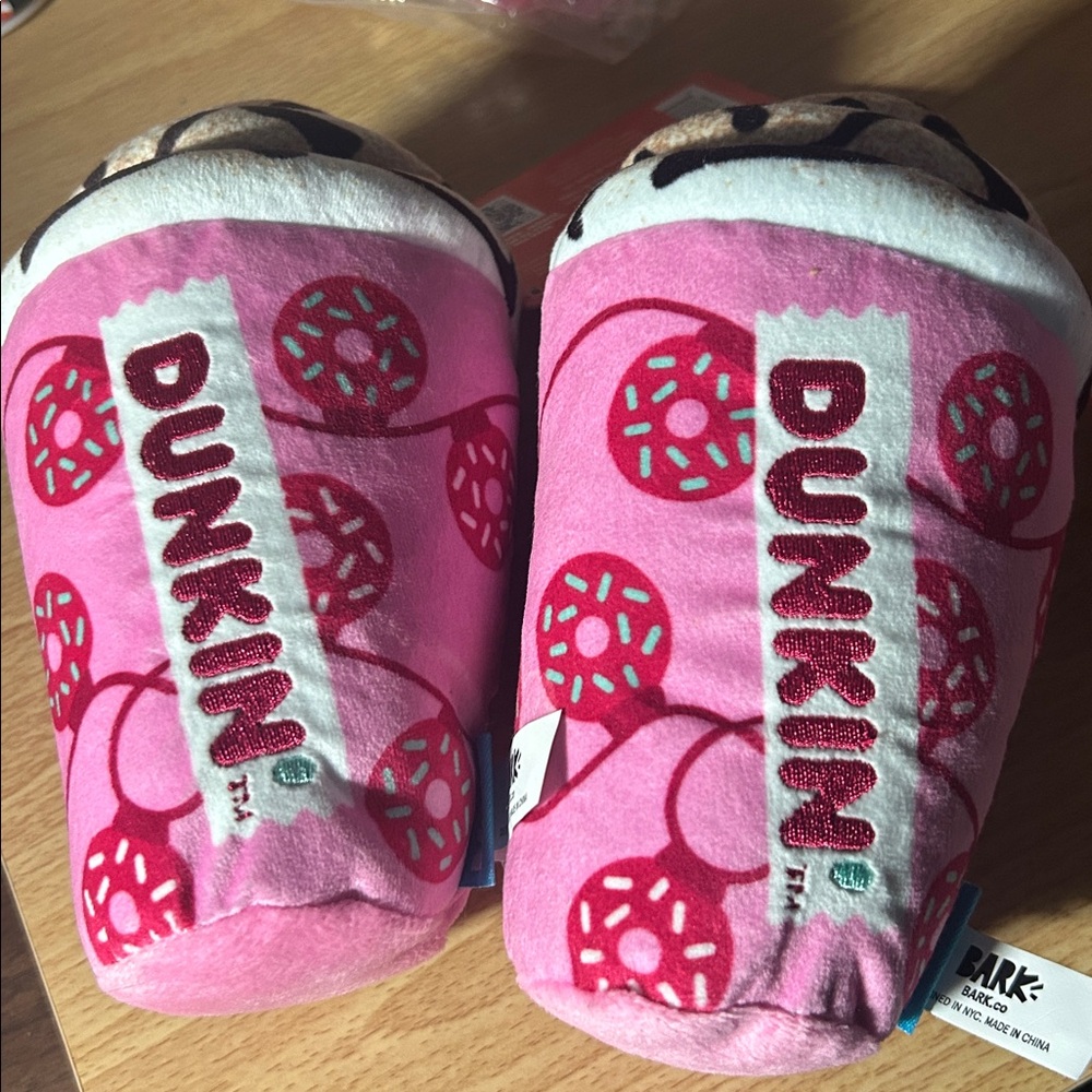 2 Dunkin Donuts Bark Dog Toy MOCHA LATTE NWT - Picture 3 of 7